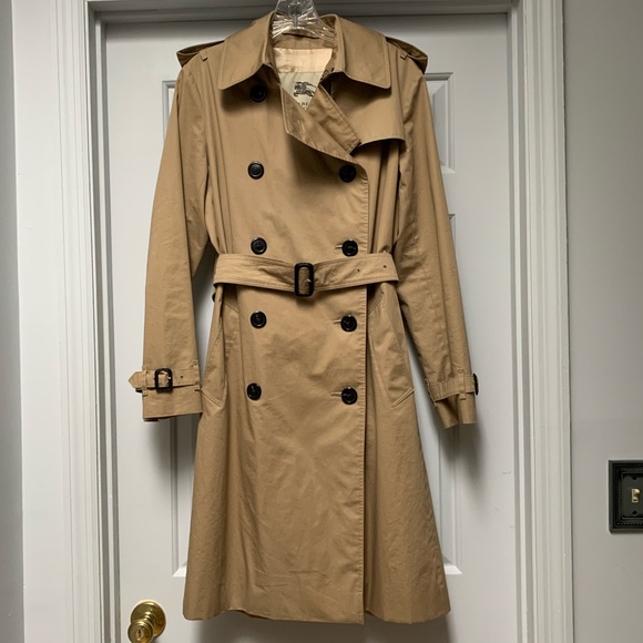 ❗️SOLD❗️🎉2xHP🎉 Burberry Tan Trench Coat Sz 8R - Picture 2 of 15